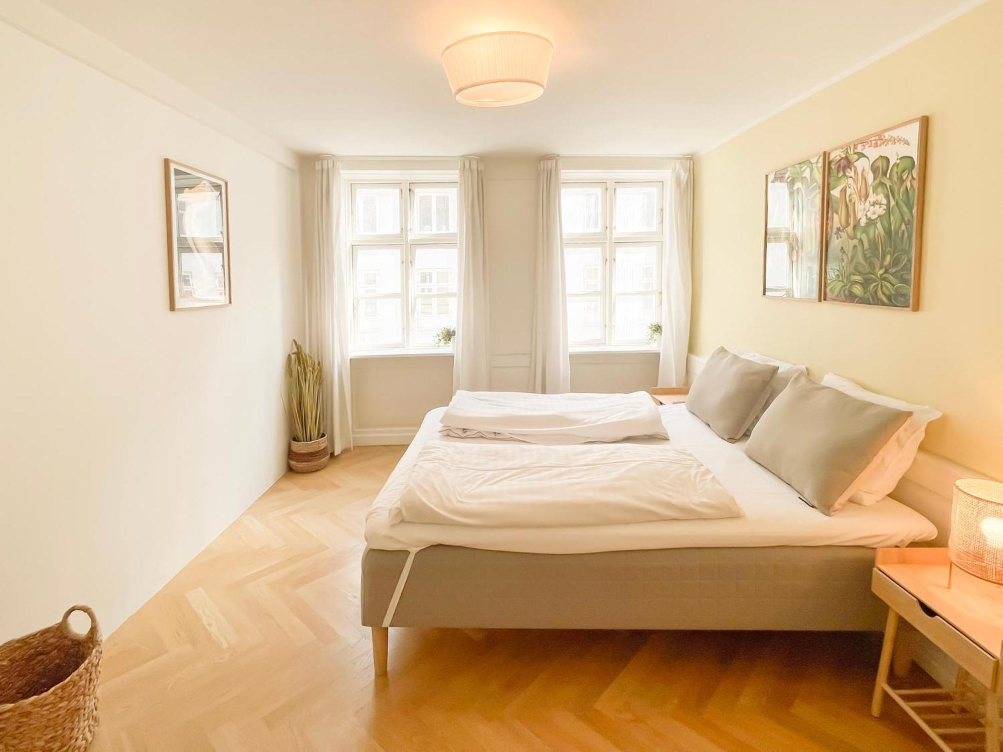 Large Apartment With 4 Bedrooms In København Eksteriør billede