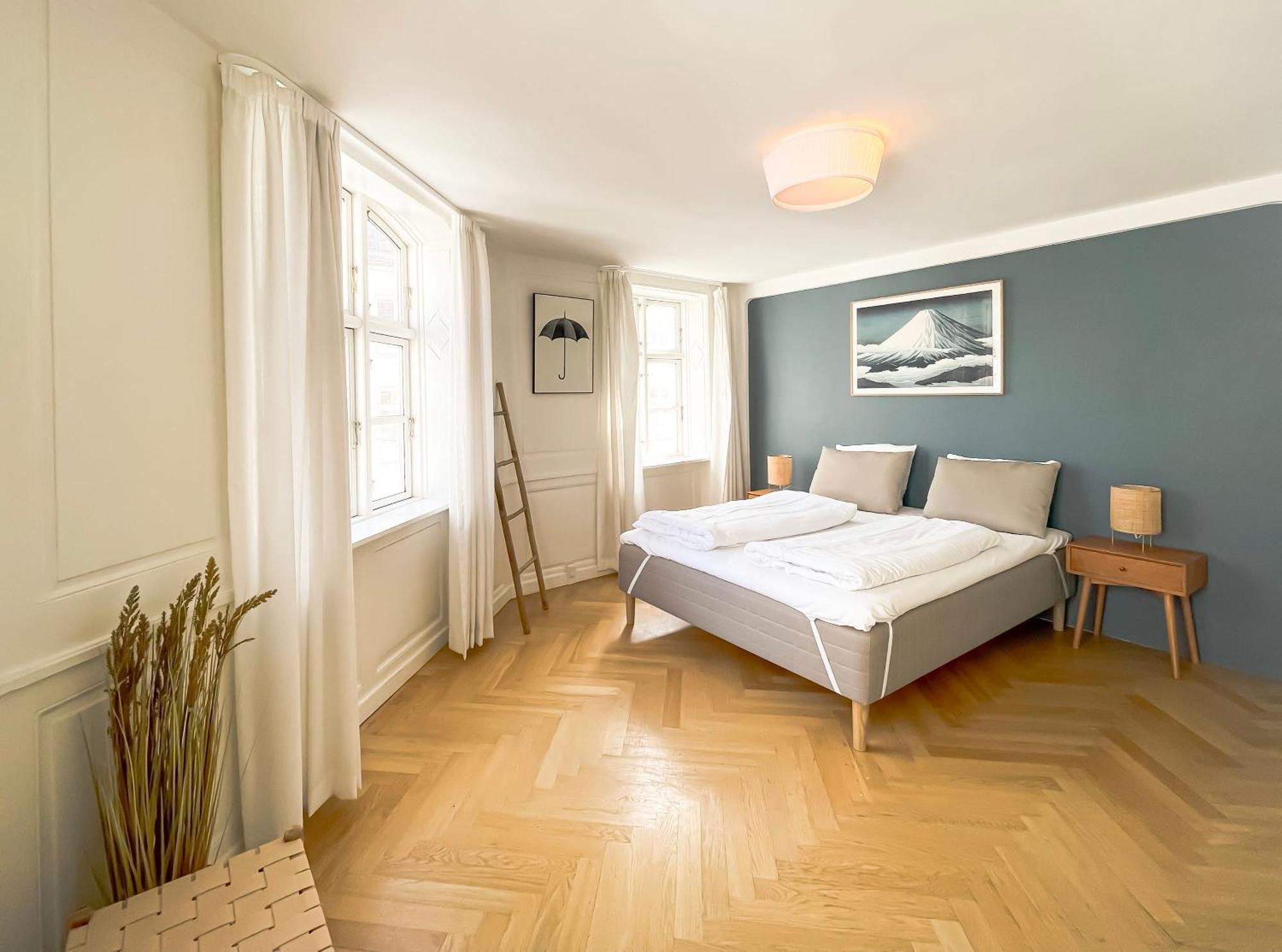 Large Apartment With 4 Bedrooms In København Eksteriør billede